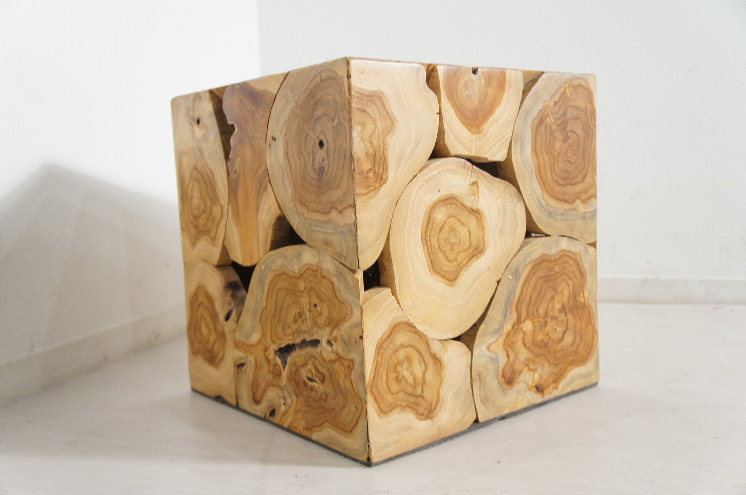 チーク キューブ型 木製 ブロックスツール